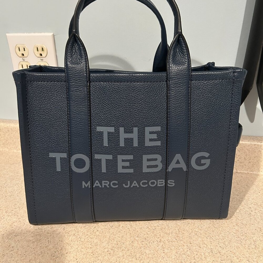 Marc Jacobs Medium Leather Tote in Blue Sea